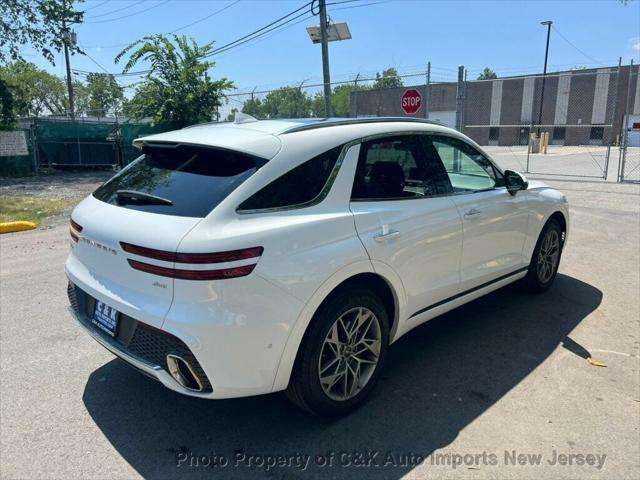 Photo of 2022 Alta White Genesis GV70