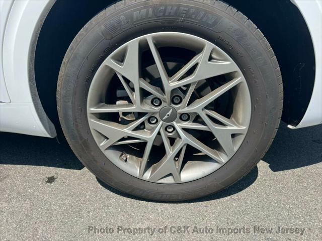 Photo of 2022 Alta White Genesis GV70