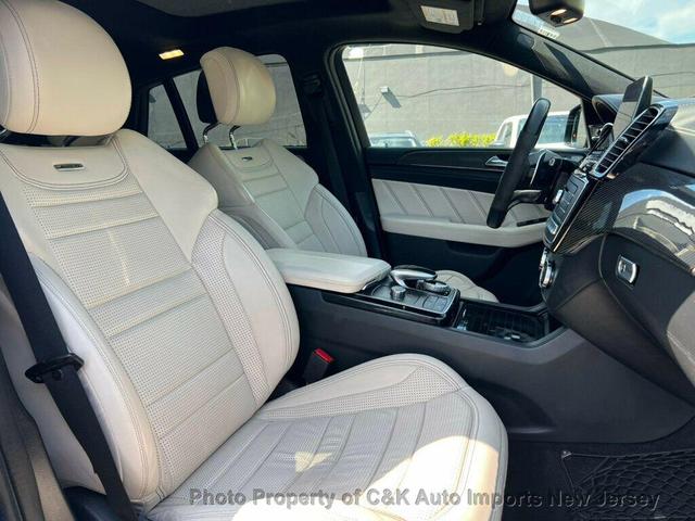 Photo of 2019 Brilliant Blue Metallic Mercedes-Benz AMG GLE 63