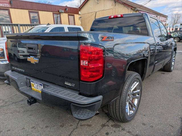 Photo of 2018 Gray Chevrolet Silverado 1500