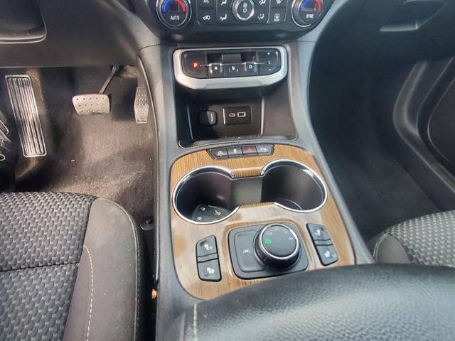 Photo of 2021 Cayenne Red Tintcoat GMC Acadia