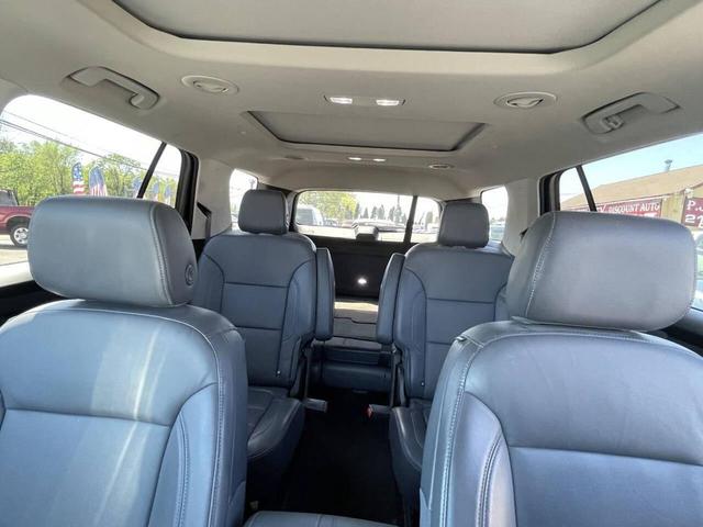 Photo of 2018 Silver Chevrolet Traverse