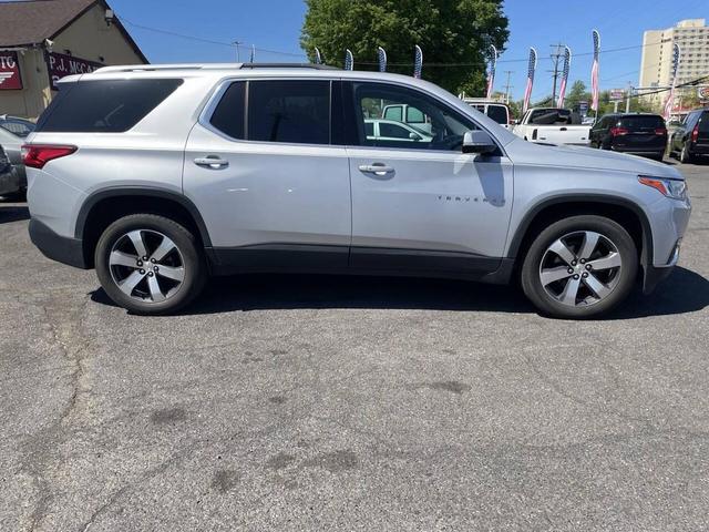 Photo of 2018 Silver Chevrolet Traverse