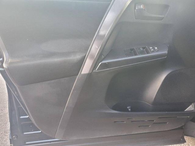 Photo of 2017 Black Toyota RAV4