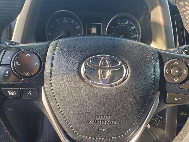 Photo of 2017 Black Toyota RAV4