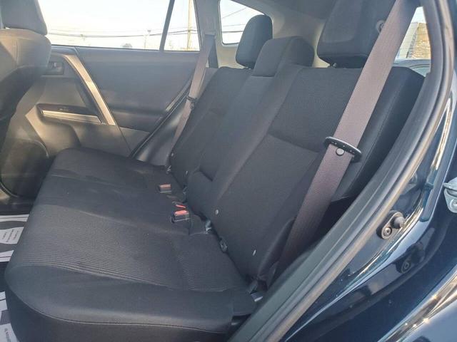 Photo of 2017 Black Toyota RAV4