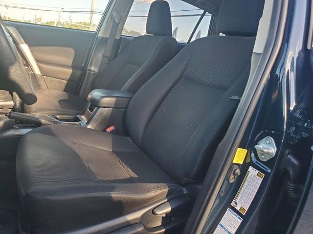 Photo of 2017 Black Toyota RAV4