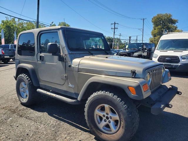 Photo of 2006 Beige Jeep Wrangler