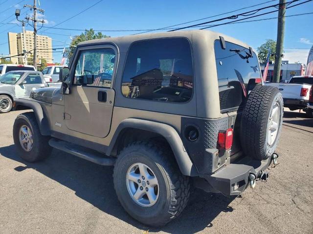 Photo of 2006 Beige Jeep Wrangler