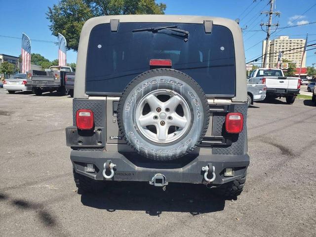 Photo of 2006 Beige Jeep Wrangler