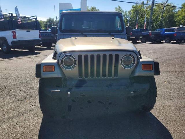 Photo of 2006 Beige Jeep Wrangler