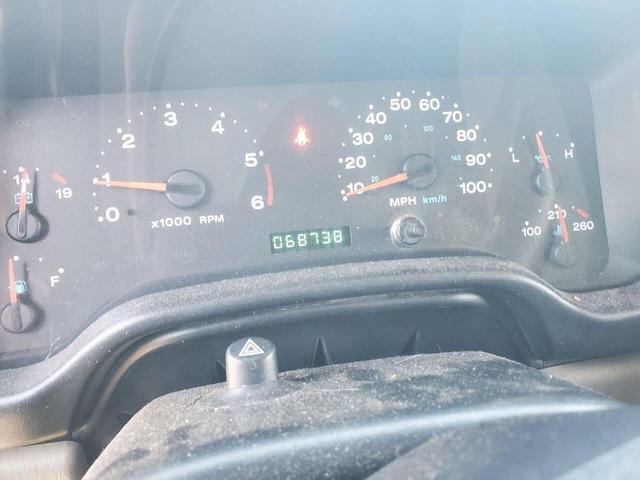 Photo of 2006 Beige Jeep Wrangler