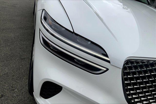 Photo of 2024 Uyuni White Genesis GV70
