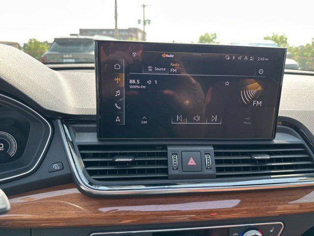 Photo of 2021 Ultra Blue Metallic Audi Q5