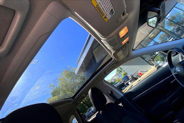 Photo of 2015 Silver Mitsubishi Outlander Sport