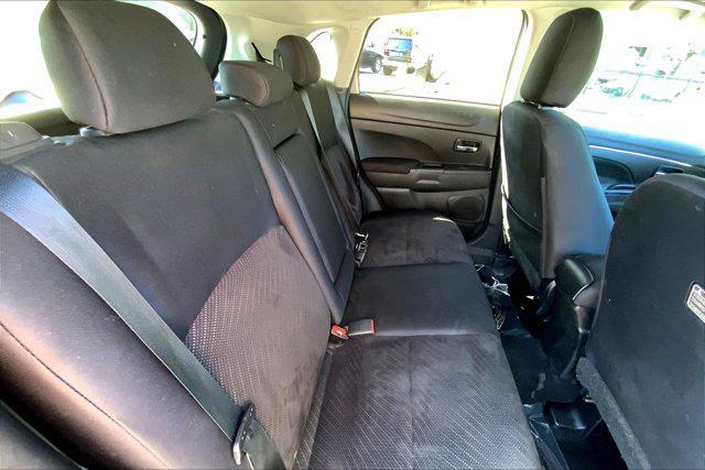 Photo of 2015 Silver Mitsubishi Outlander Sport