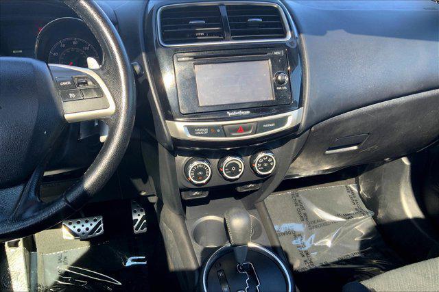 Photo of 2015 Silver Mitsubishi Outlander Sport
