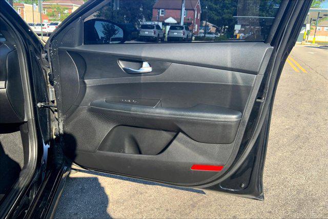 Photo of 2023 Aurora Black Kia Forte