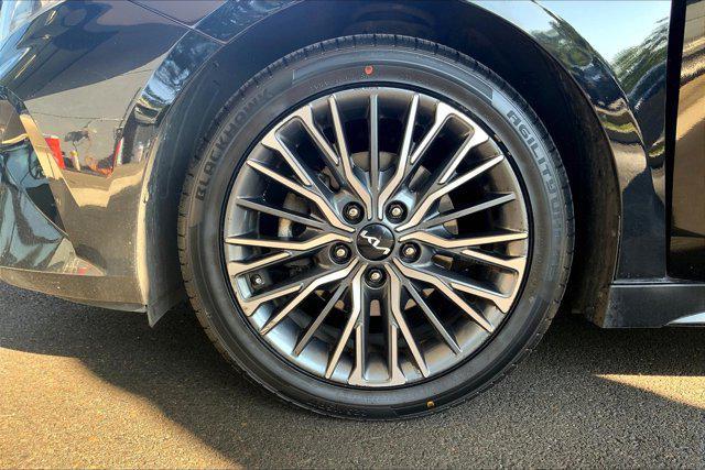 Photo of 2023 Aurora Black Kia Forte