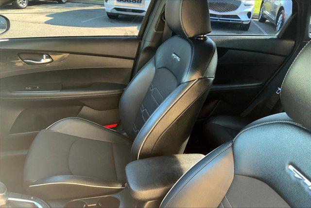 Photo of 2023 Aurora Black Kia Forte