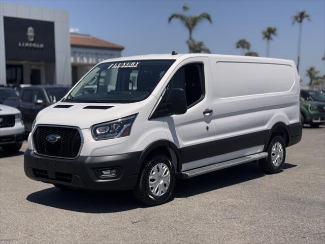 Photo of 2023 Oxford White Ford Transit-250