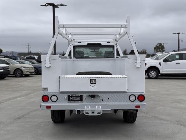 Photo of 2025 Oxford White Ford F-350