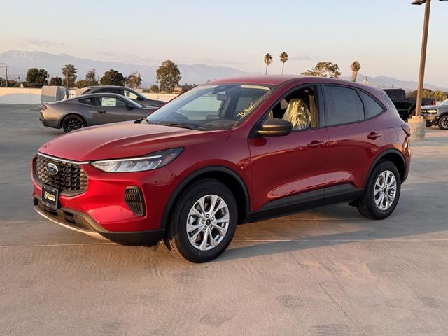Photo of 2025 Rapid Red Metallic Tinted Clearcoat Ford Escape