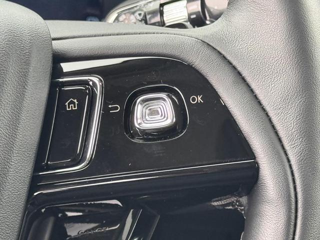 Photo of 2025 Infinite Black Metallic Clearcoat Lincoln Corsair