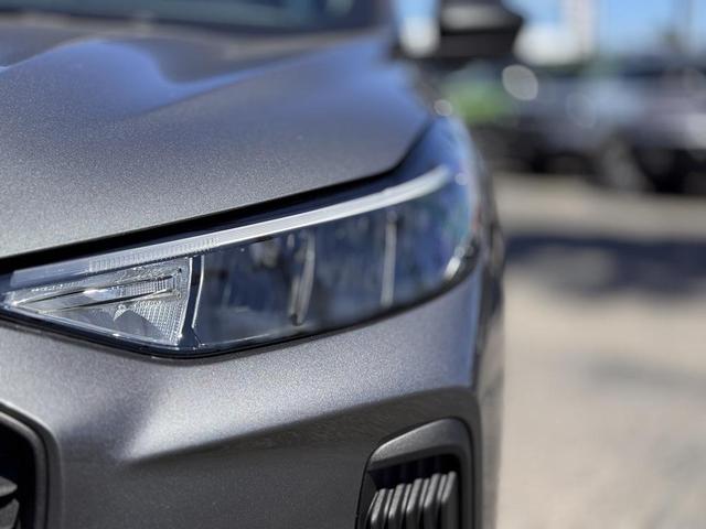 Photo of 2025 Gray Metallic Ford Escape