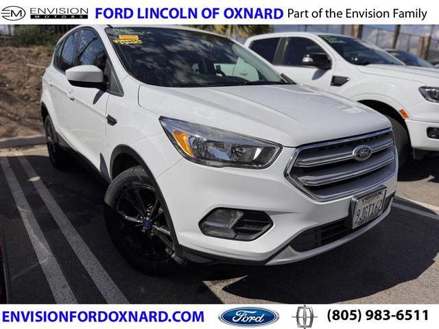 Photo of 2019 Oxford White Ford Escape
