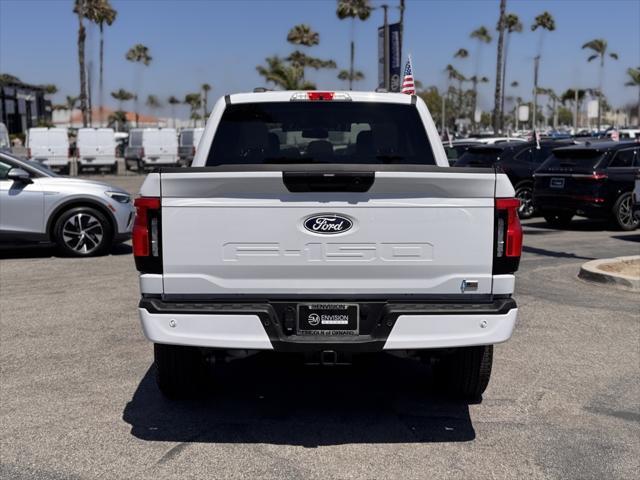 Photo of 2025 Oxford White Ford F-150 Lightning