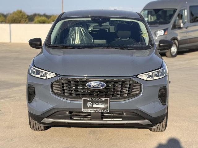 Photo of 2025 Vapor Blue Metallic Ford Escape