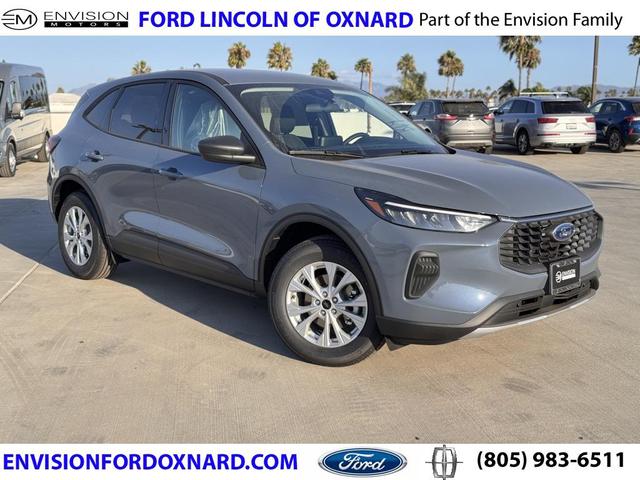 Photo of 2025 Vapor Blue Metallic Ford Escape