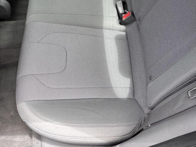 Photo of 2022 Phantom Black Hyundai ELANTRA