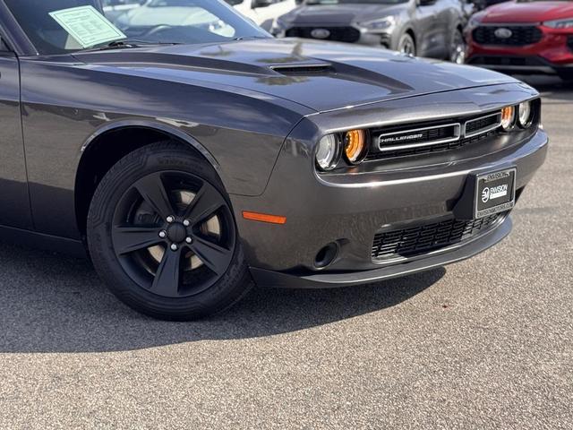 Photo of 2015 Granite Crystal Metallic Clearcoat Dodge Challenger