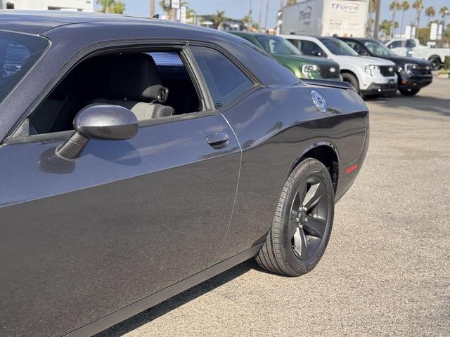 Photo of 2015 Granite Crystal Metallic Clearcoat Dodge Challenger