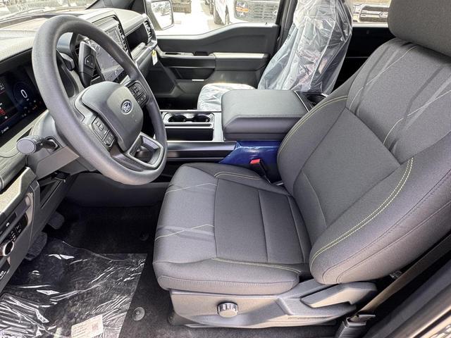 Photo of 2025 Carbonized Gray Metallic Ford F-150