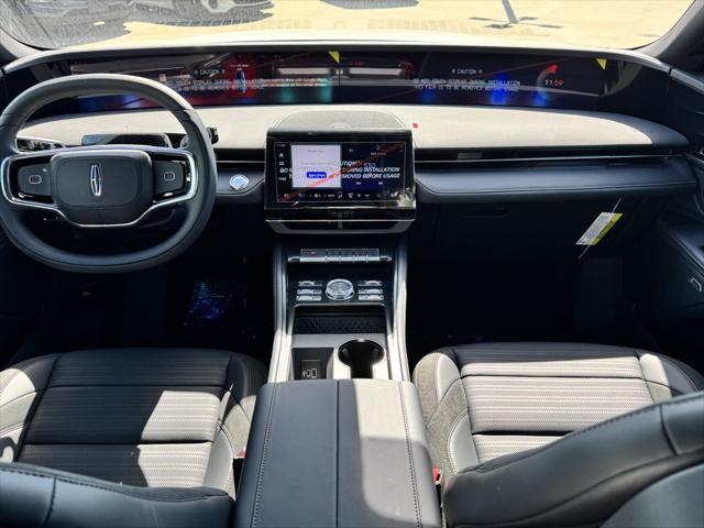Photo of 2025 Platinum Lincoln Nautilus