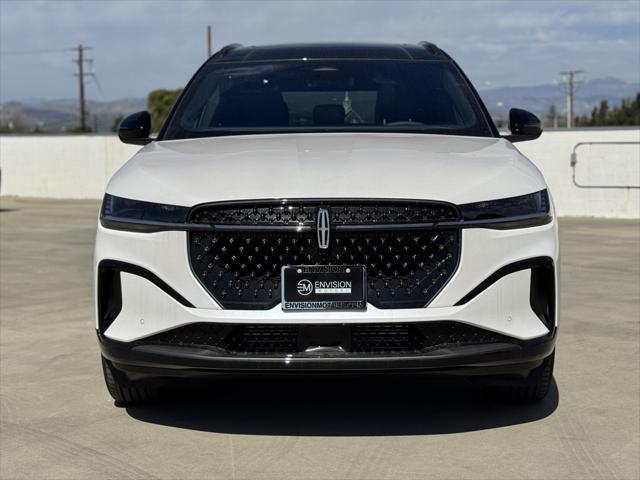 Photo of 2025 Platinum Lincoln Nautilus
