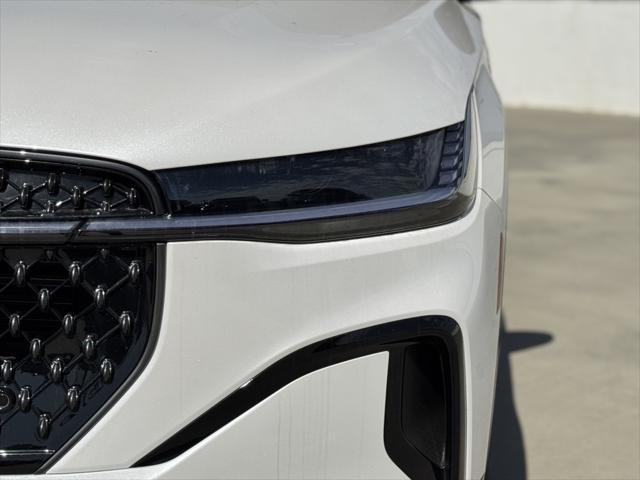 Photo of 2025 Platinum Lincoln Nautilus