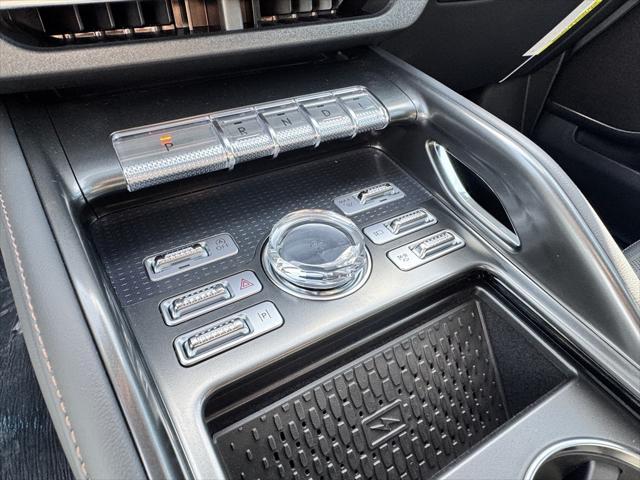Photo of 2025 Platinum Lincoln Nautilus