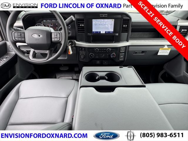 Photo of 2025 Oxford White Ford F-350