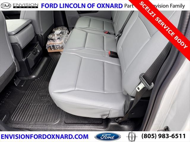 Photo of 2025 Oxford White Ford F-350