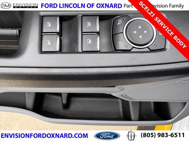 Photo of 2025 Oxford White Ford F-350