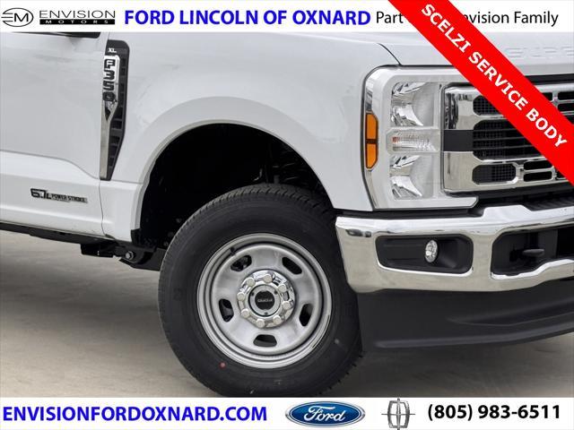 Photo of 2025 Oxford White Ford F-350