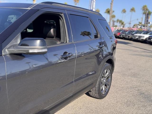 Photo of 2018 Magnetic Ford Explorer