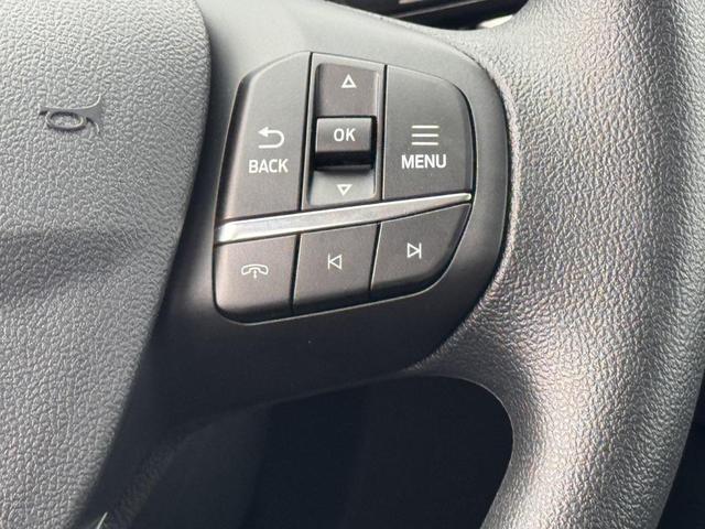 Photo of 2025 Agate Black Metallic Ford Escape