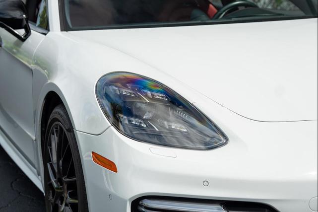 Photo of 2020 Carrara White Metallic Porsche Panamera