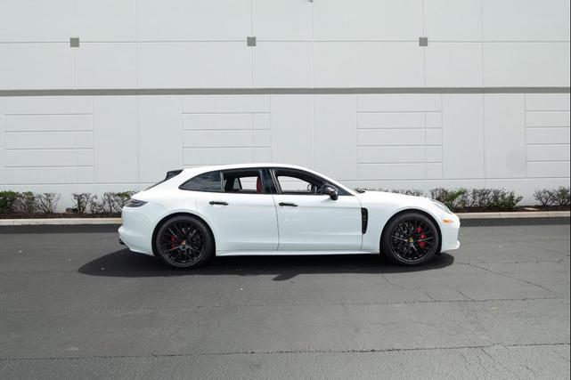 Photo of 2020 Carrara White Metallic Porsche Panamera