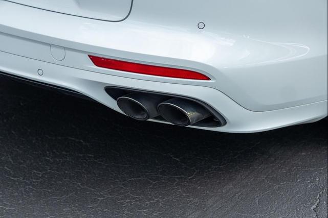 Photo of 2020 Carrara White Metallic Porsche Panamera
